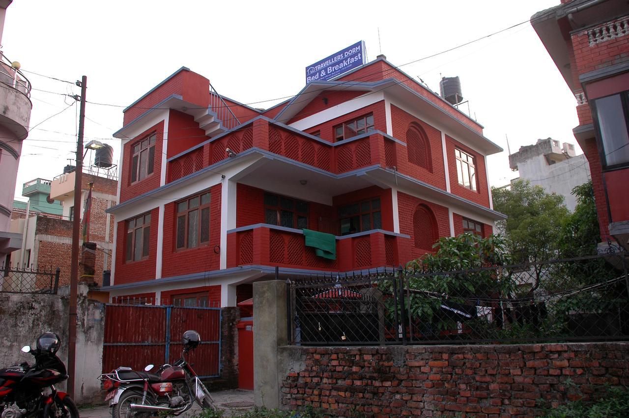 Travellers Dorm Bed & Breakfast Катманду Екстер'єр фото